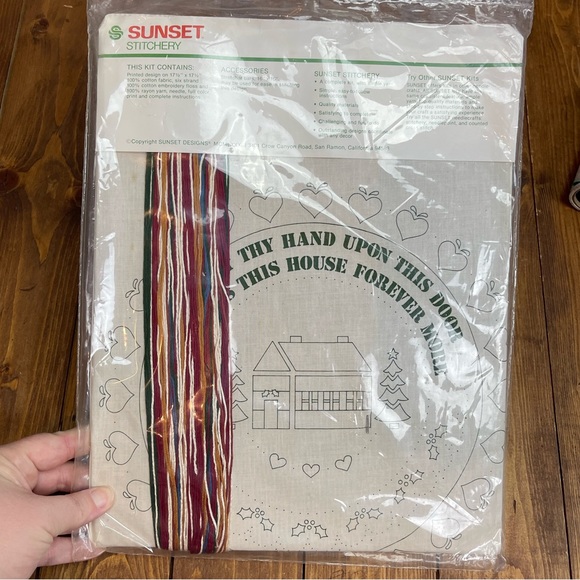 Sunset stitchery embroidery kit Christmas Blessing sampler kit - Picture 2 of 5